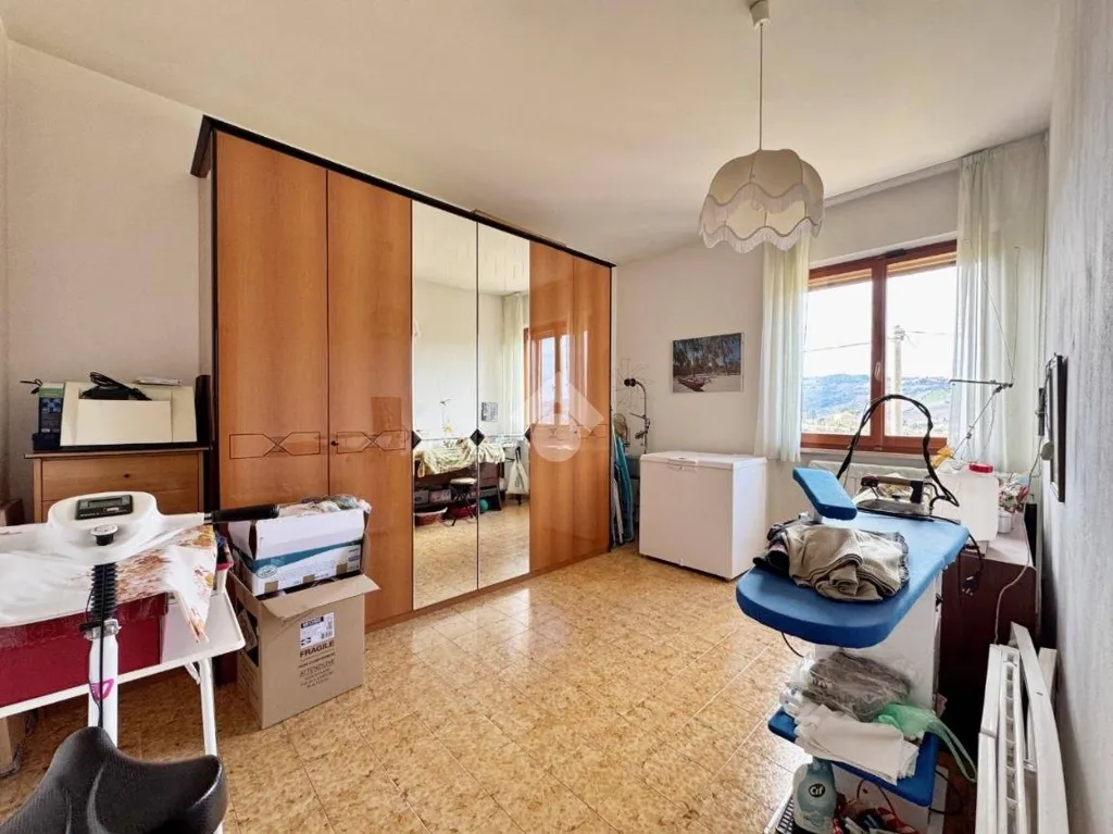 Bedrooms - Bifamiliare Villa with Garden in Montelabbate