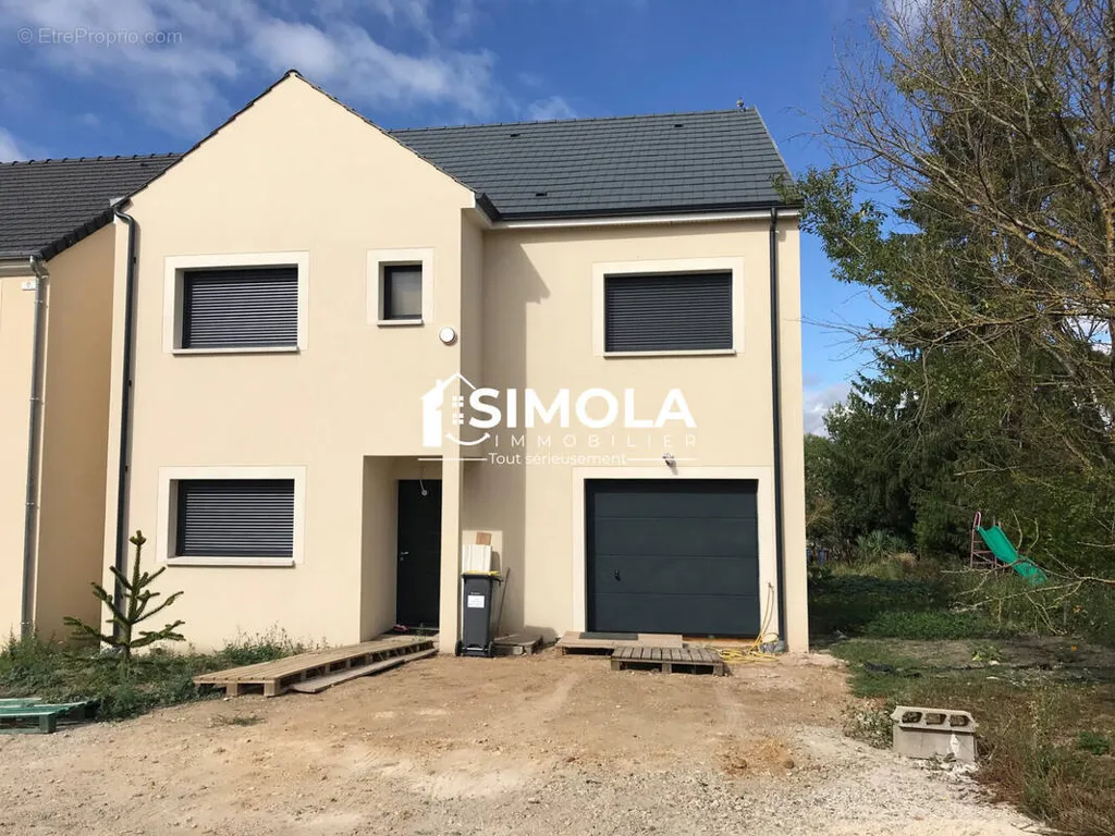 Välivaade - Constructible Plot in Pierre-Levée
