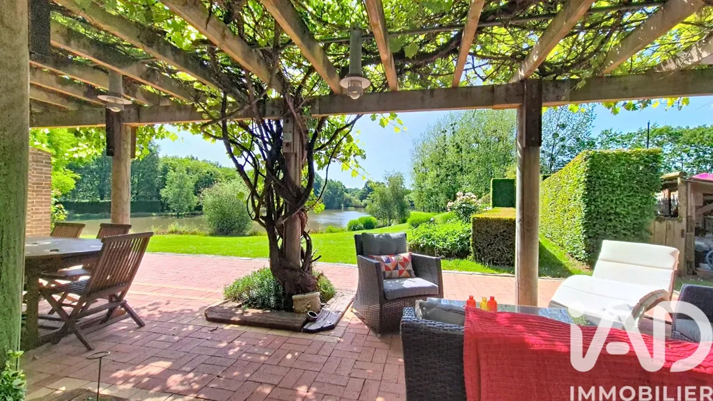 Terrass - Architectural House with Private Lake in Combreux