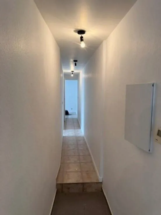 Entrée - Appartement à Jemeppe-sur-Sambre, Rue de la Station