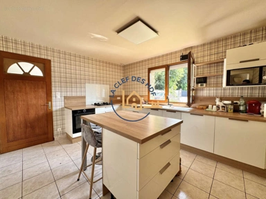Cucina - House with Pool in Harnes