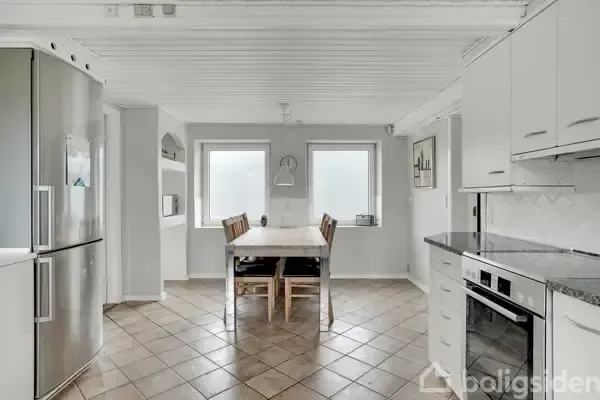 Köök - Modernised Villa with Classic Charm in Nordborg