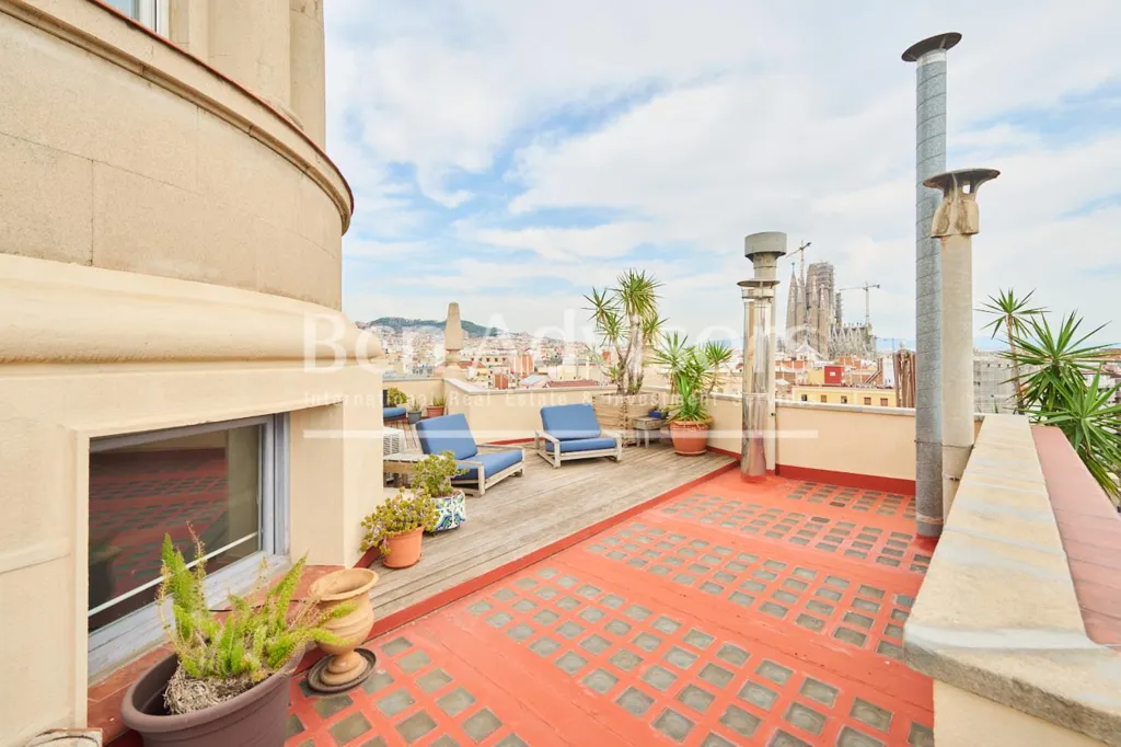 Terrass - Penthouse with Rooftop Pool in Dreta de l'Eixample, Barcelona