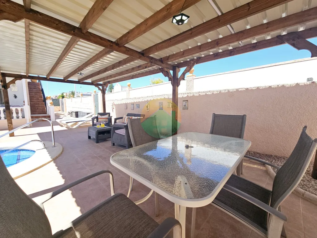Terrass - Detached Villa with Pool in Camposol