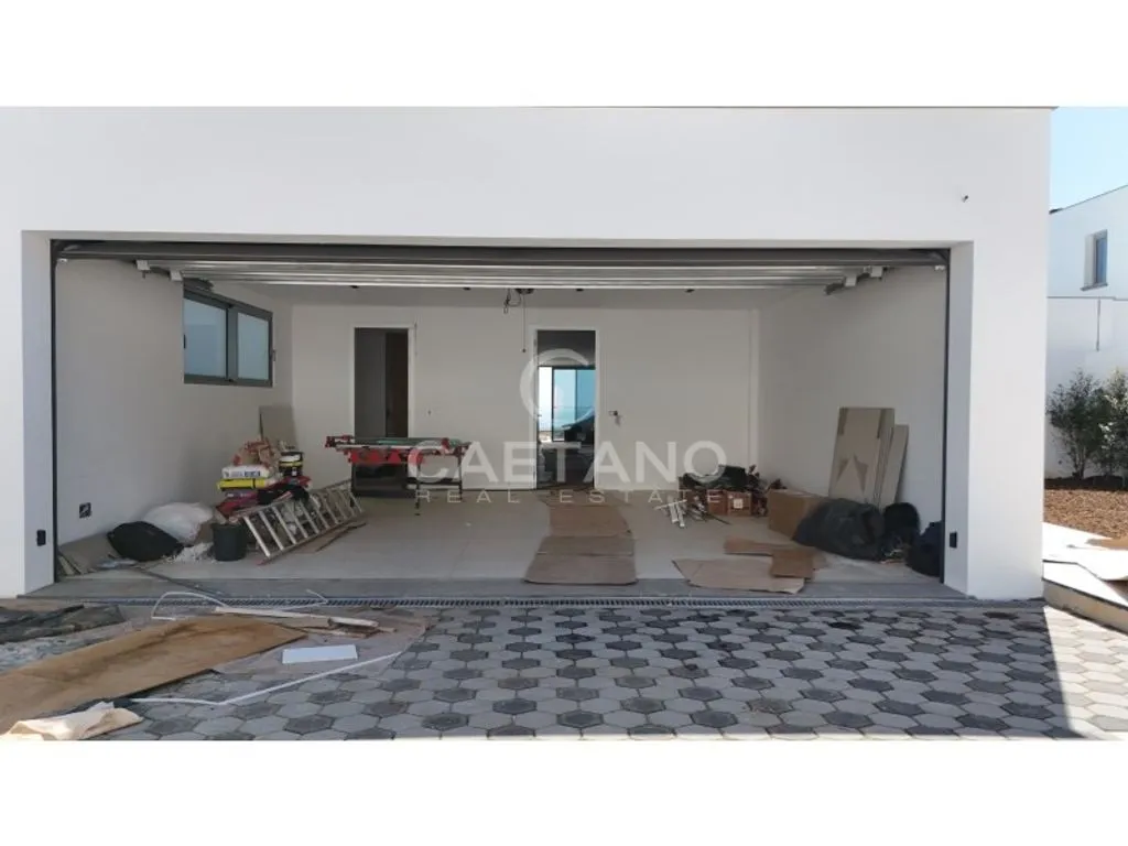 Garage - Contemporary Villa with Ocean View in Calheta, Madeira