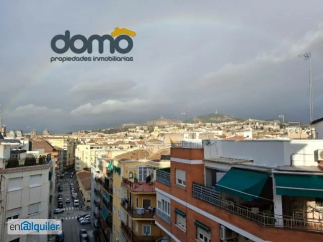 Balkon - Furnished Flat with Balcony in Granada