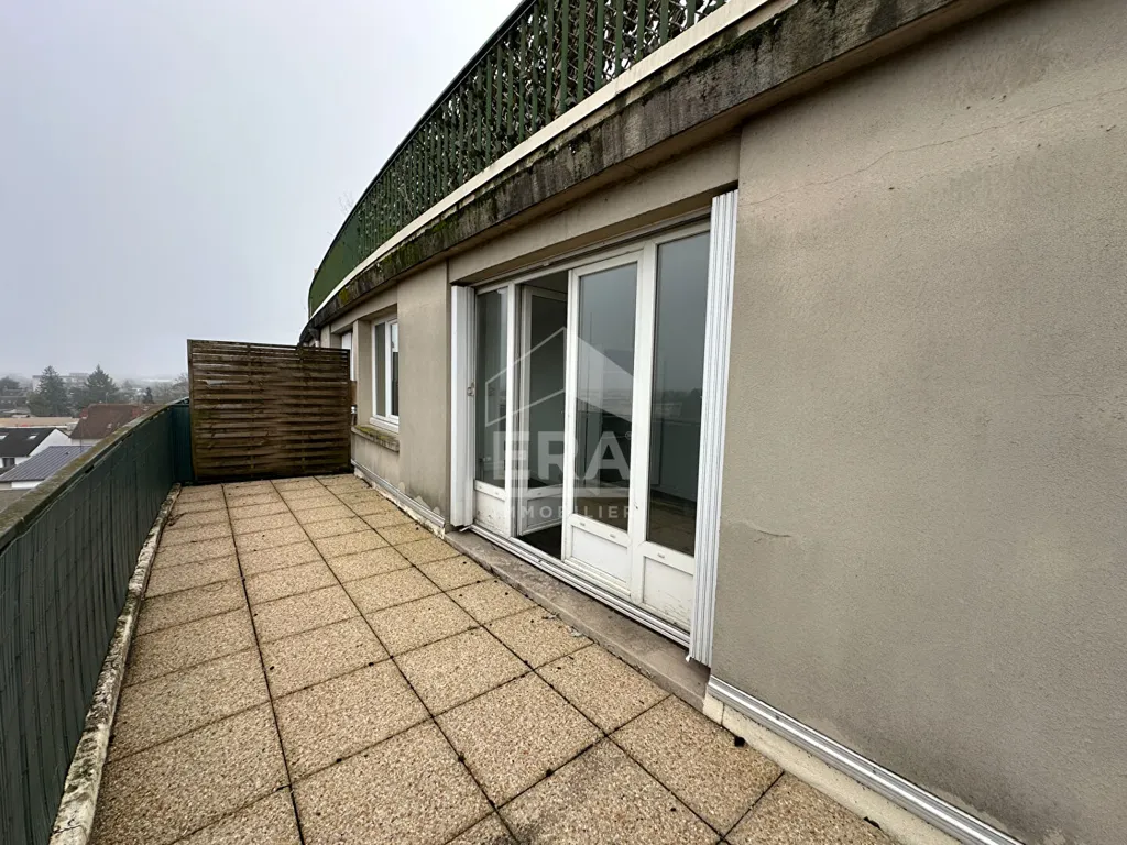 Balcon - Appartement 2 Pièces avec Terrasse à Châteauroux