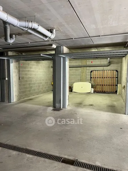 Garage - Fully Furnished Triplex with Balcony in Como