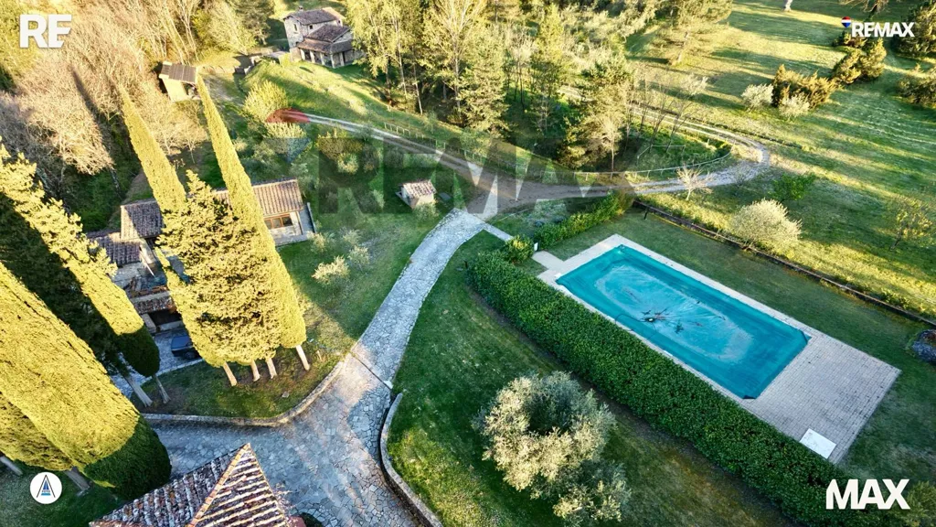Vista aerea - Agriturismo with Pool in Chiusi della Verna