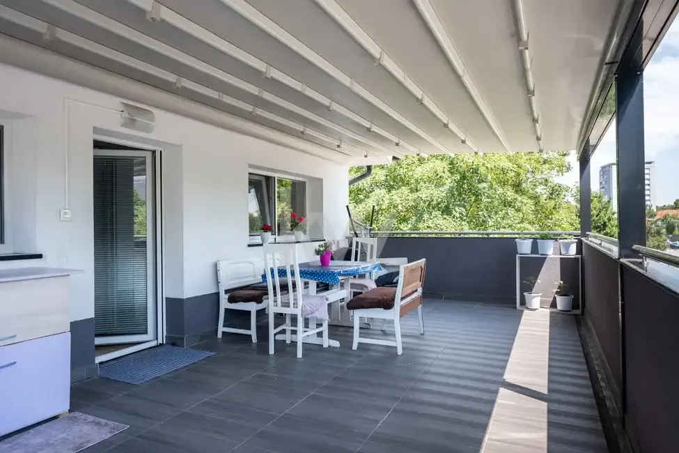 Terrazza - Renovated Multi-Unit Building in Ljubljana