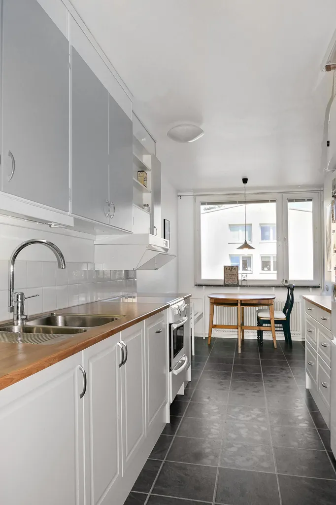 Cuisine - 3-Room Apartment with Balcony in Åmål