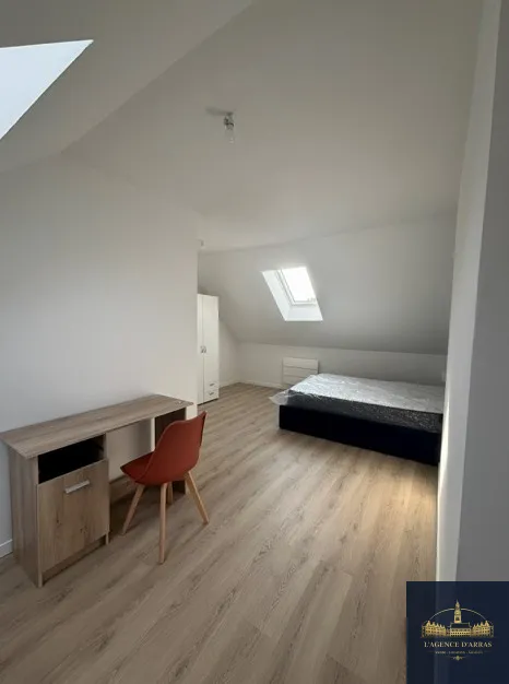 Chambres - Colocation Lumineuse en Duplex à Arras