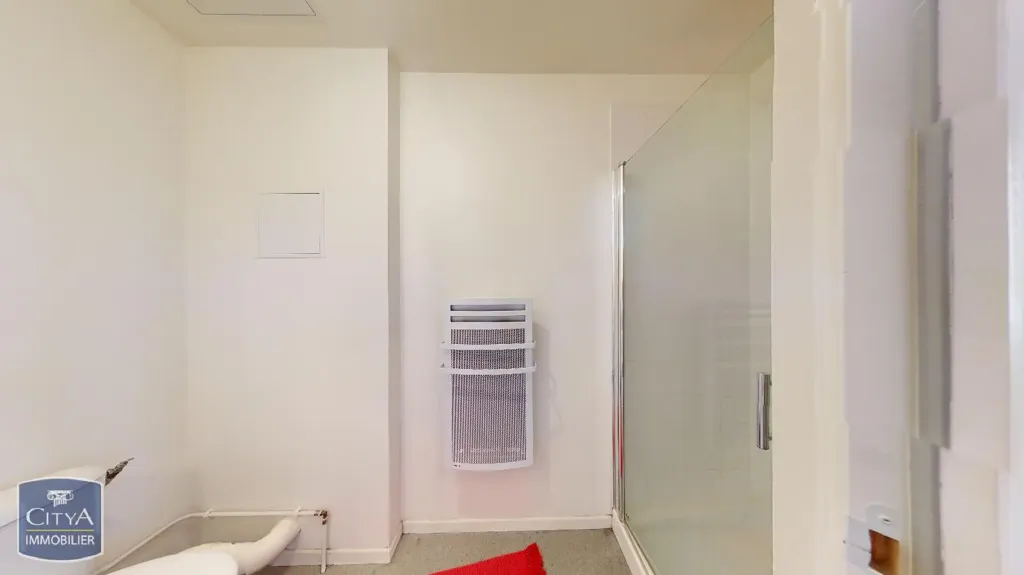 Salles de bain - Appartement T1 Lumineux à Amiens