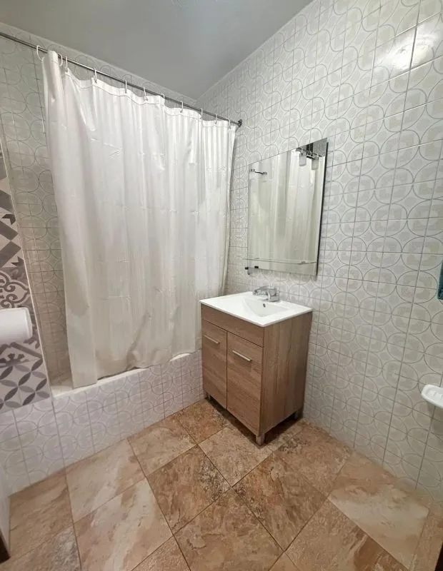 Salles de bain - Apartment with Terrace in Fuenlabrada