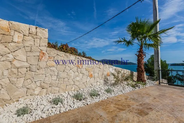 Terrass - Villa with Pool near Trogir Beach