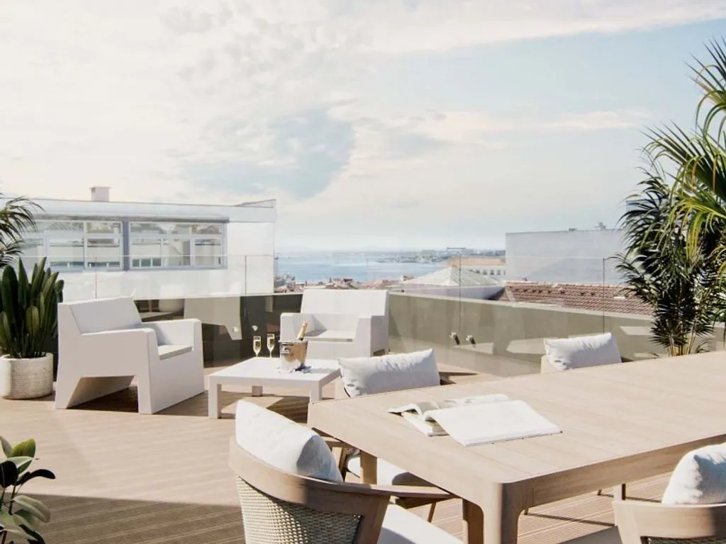 Terrass - Luxury Flat with Panoramic Views in Estrela, Lisbon