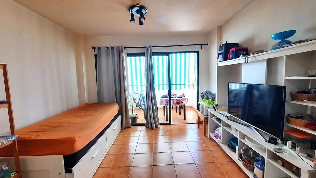 Magamistoad - 1-Bedroom Apartment with Pool in Sonnenland