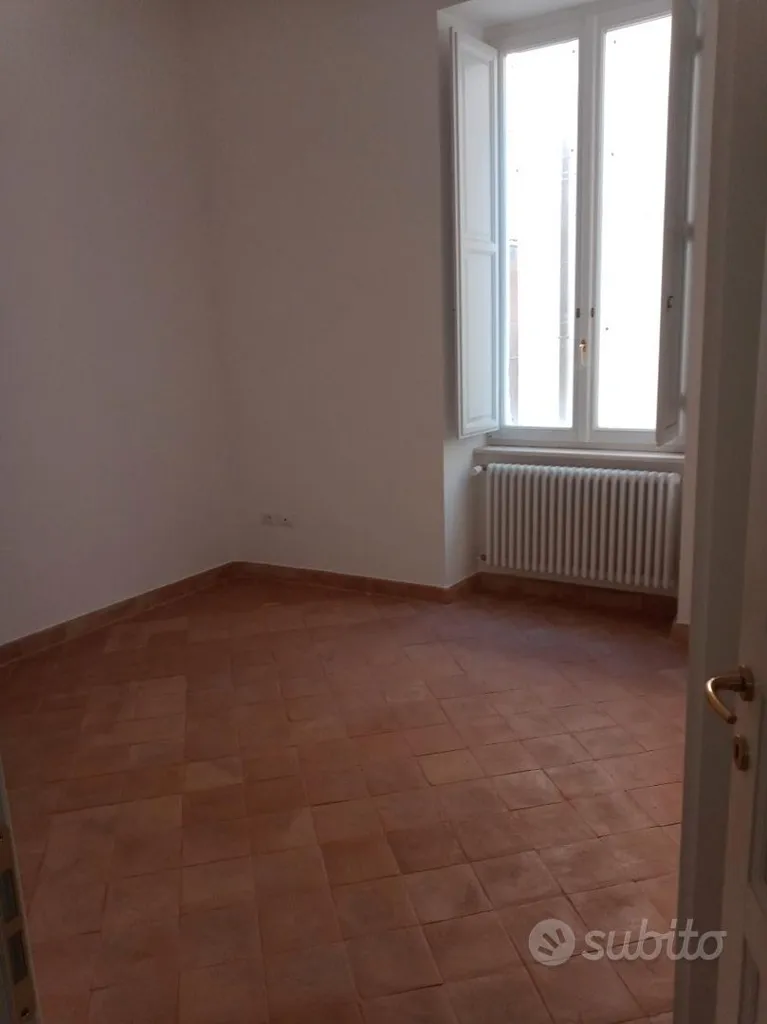Rooms - Rustic-Style Apartment in Historic Centre, L'Aquila
