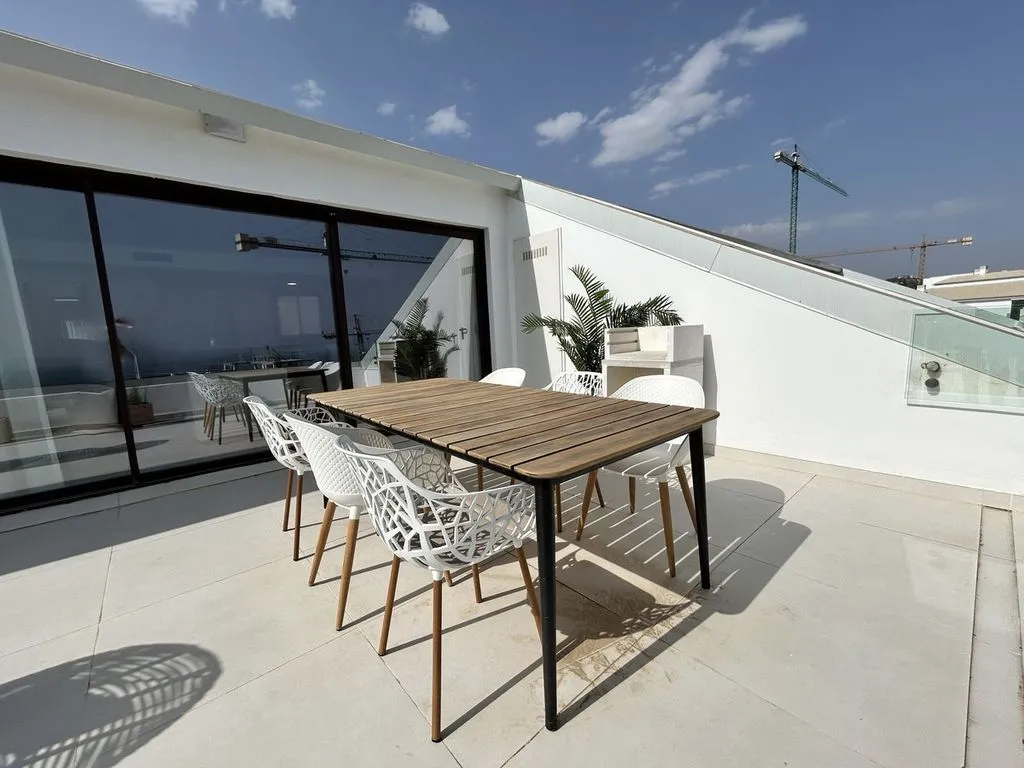 Terrass - Luxury Penthouse with Sea View in Fuengirola