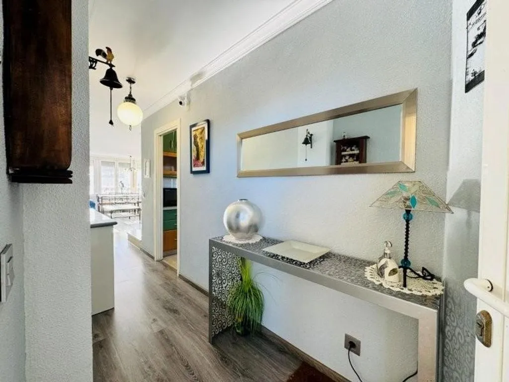 Esik - Penthouse with Pool in Torrevieja