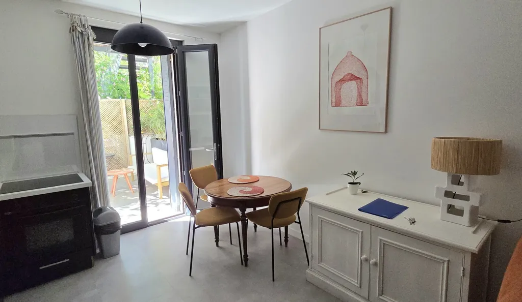 Söögituba - Art Deco Townhouse with Pool in Sète