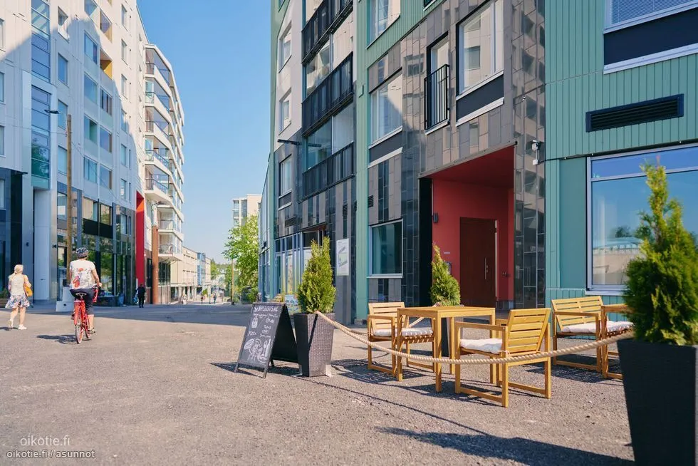 Exterior - Modern Apartment with Balcony in Myyrmäki