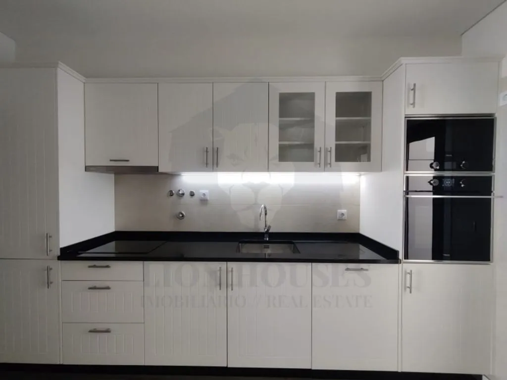Cucina - Luxury T2 Flat with Sea View in Sesimbra