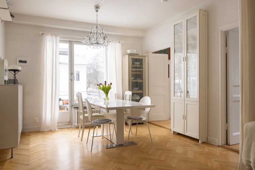Sala da pranzo - Apartment with Balcony in Stockholm