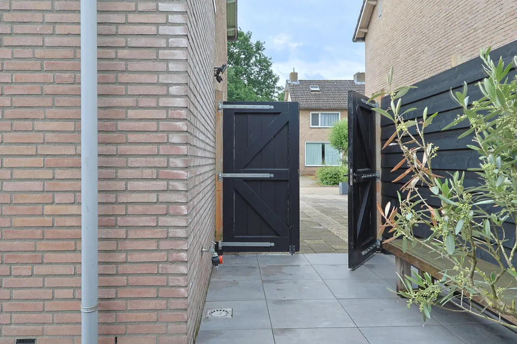 Garden - Sustainable Two-Storey House in Liempde