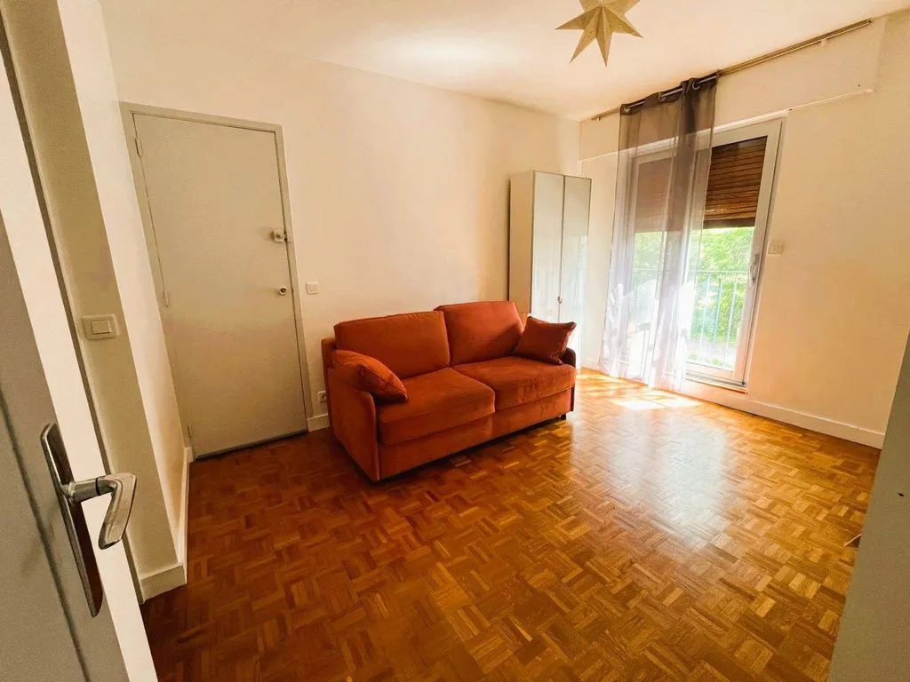 Elutuba - Luxury Flat with Balcony in Rueil-Malmaison