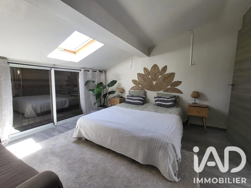 Chambres - Appartement Duplex Rénové avec Terrasse à Agde
