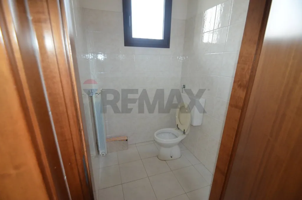 Vannitoad - Shop/Office in Strategic Location, Saccolongo