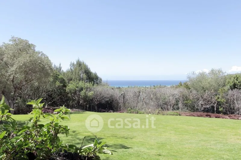 Aed - Contemporary Villa with Sea View in Sinnai