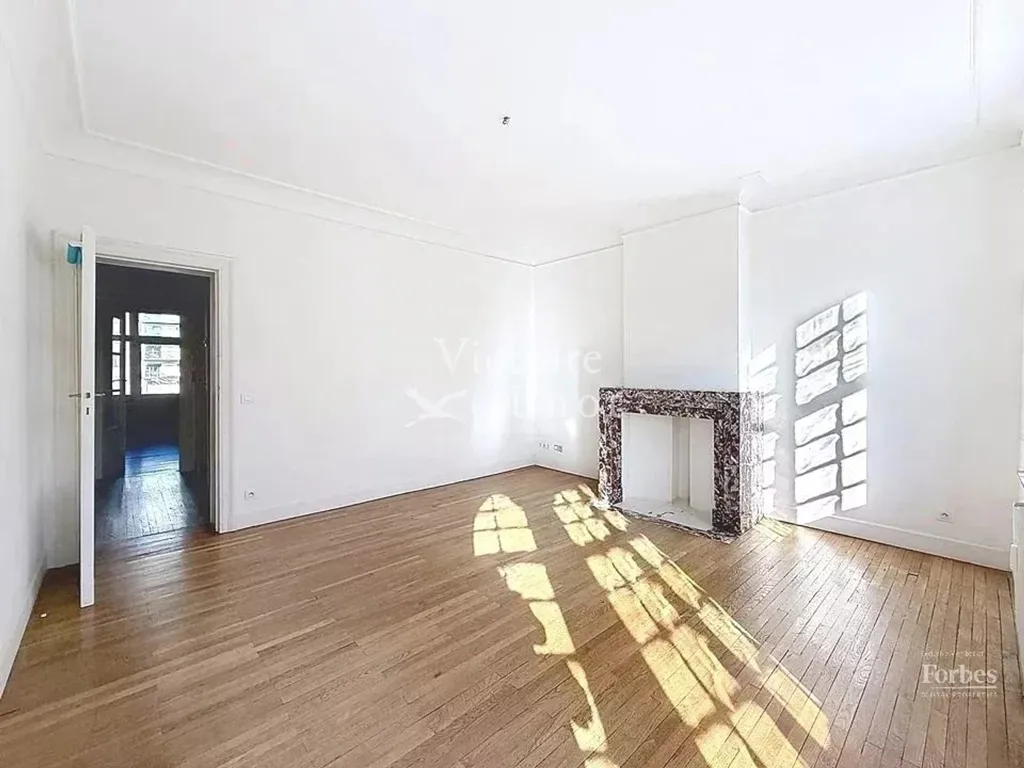 2 magamistoaga korter asukohas Ixelles