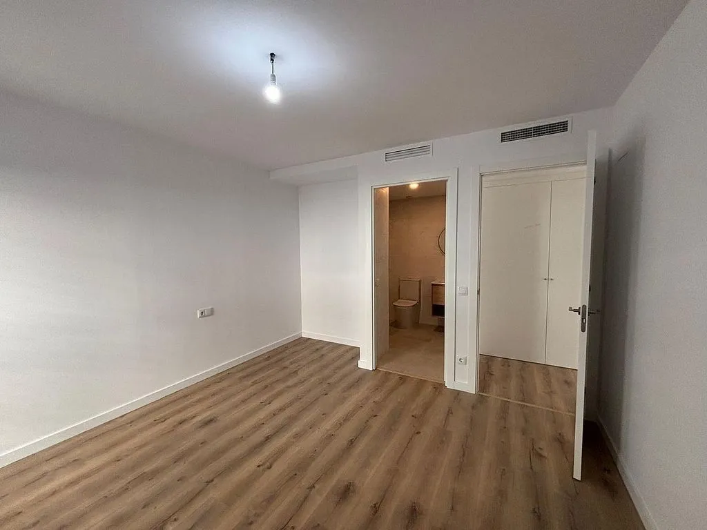 Toad - Modern Flat with Air Conditioning in Sabadell