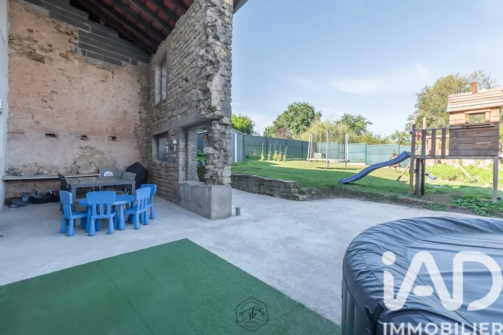 Jardin - Villa Rénovée avec Jardin à Thionville