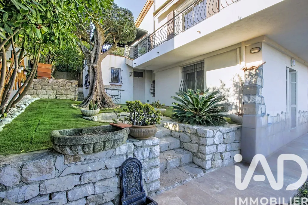 Garden - Individual House with Garden View in Cagnes-sur-Mer