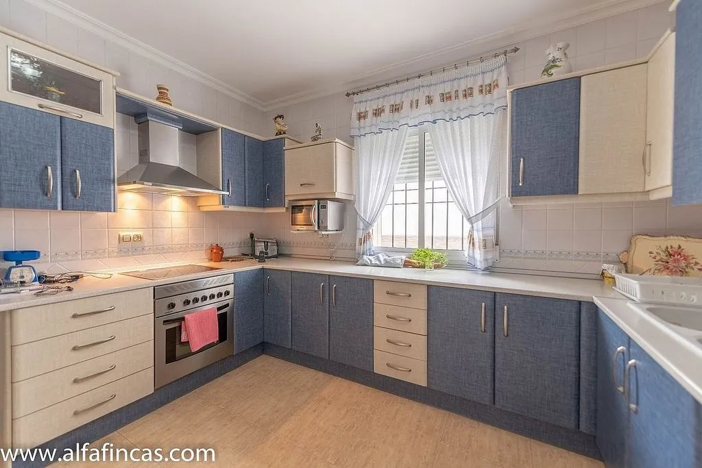 Cuisine - Adjoined Chalet with Patio in San Clemente