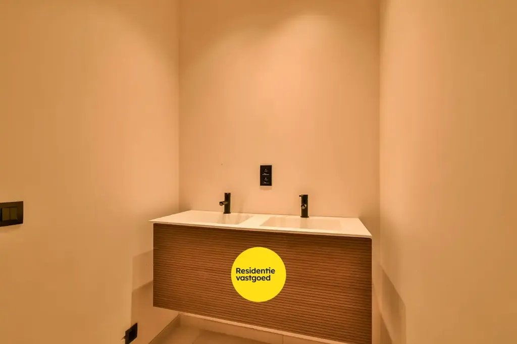 Salles de bain - Maison neuve avec vue campagne à Kortemark
