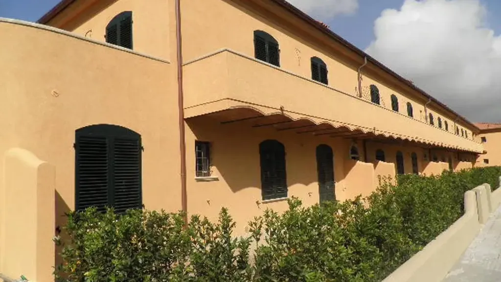 Esterno - Restored Apartment with Garden in Rosignano Marittimo