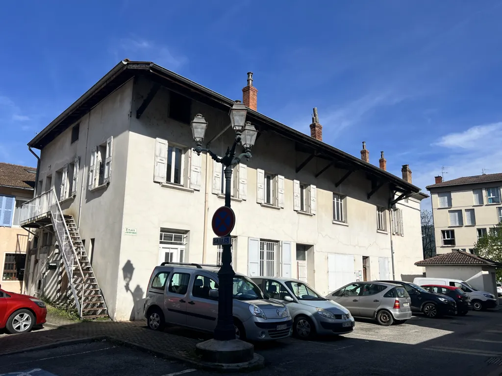 Extérieur - Duplex Potentiel avec Accès Indépendant à Angers