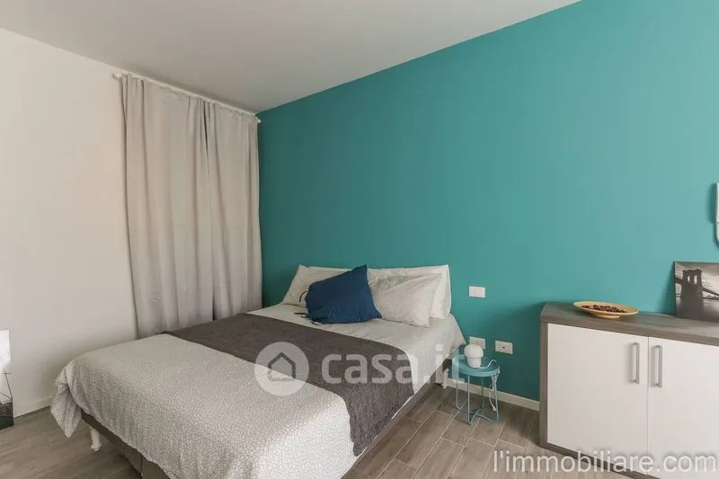 Chambres - Studio Flat in Rented Building, Verona
