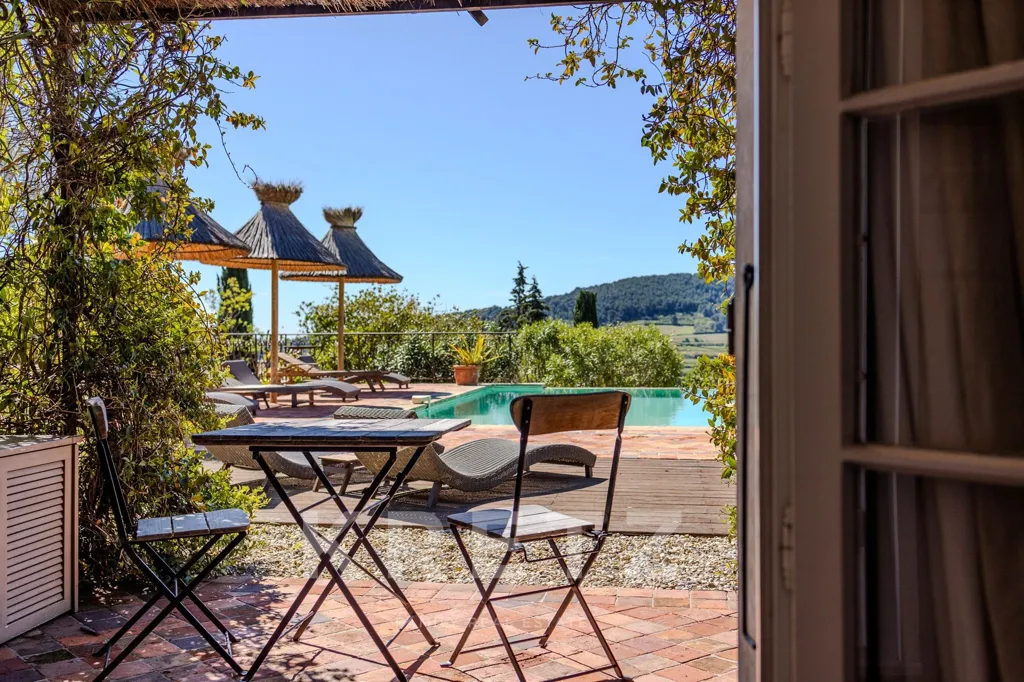 Terrasse - Bastide Méditerranéenne avec Vue à 360° à La Cadière d'Azur