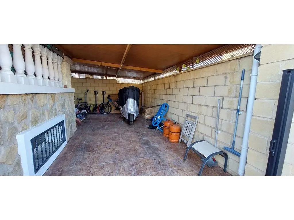 Garage - House with Pool in Monforte del Cid