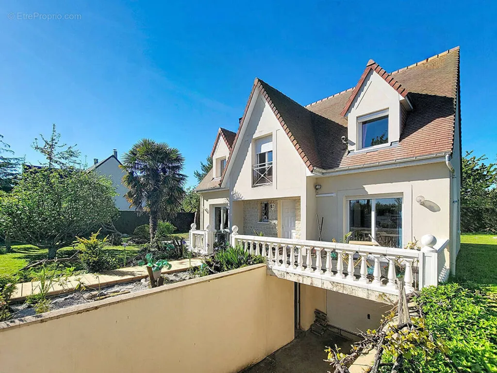 Maison 7 pièces à Benouville