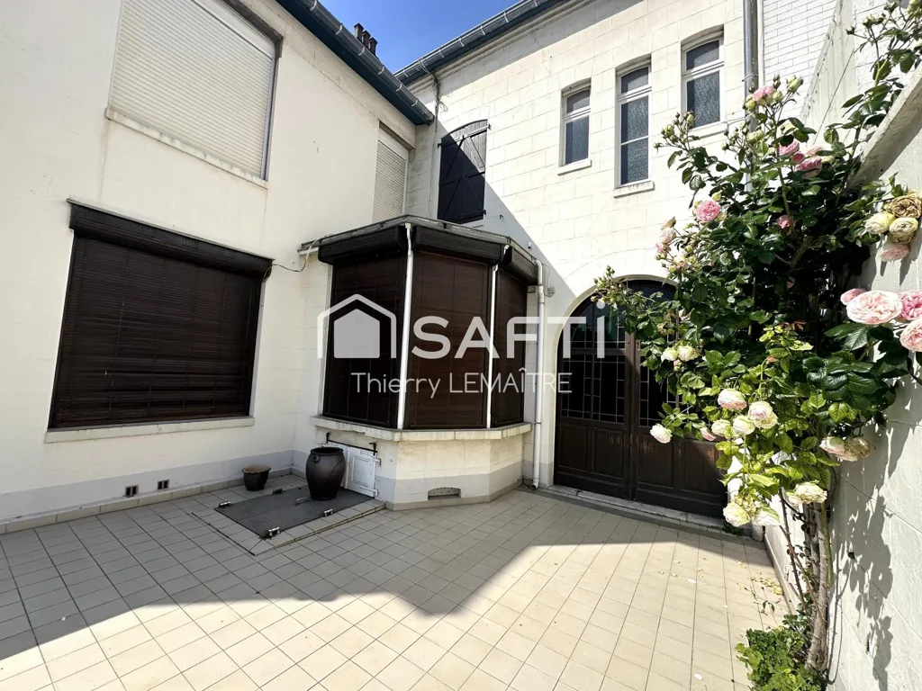 Giardino - Maison de Maître with Courtyard in Calais