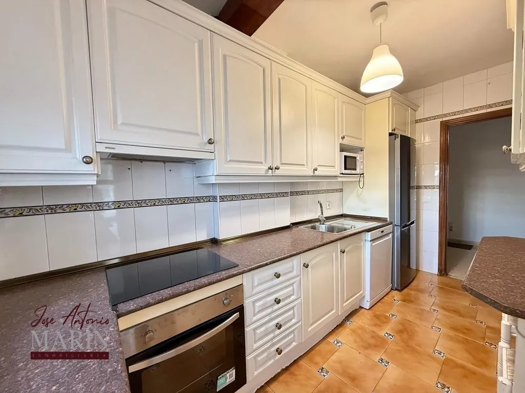Köök - Apartment with Terraced Balcony in Badajoz
