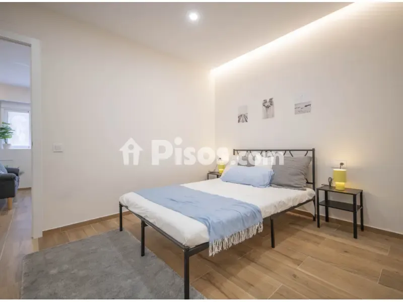 Magamistoad - Studio Flat with Patio in Carrer de la Mare Eterna