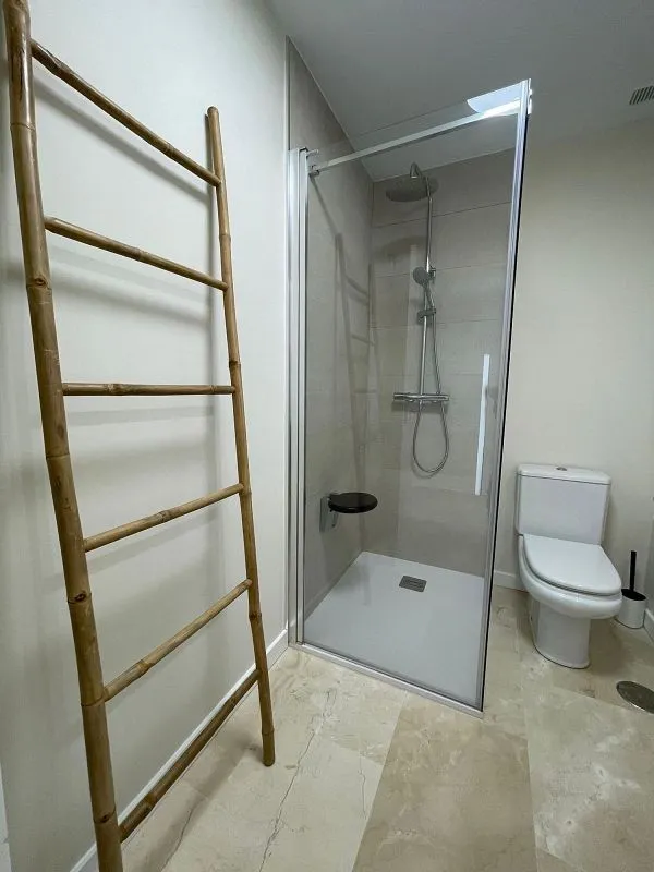 Vannitoad - 1-Bedroom Apartment with Pool in Casares