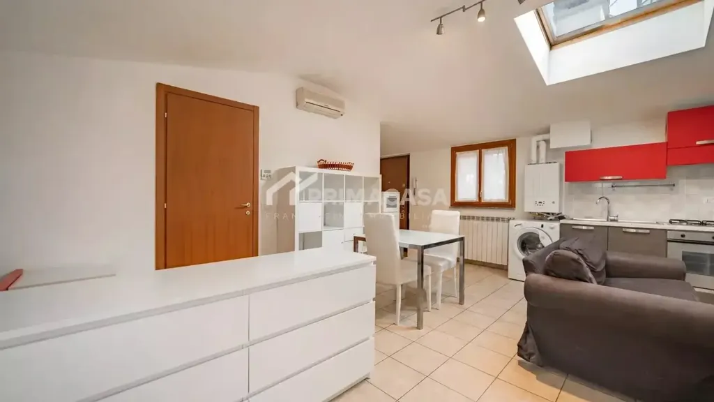 Elutuba - Armed Studio with Balcony in Milan